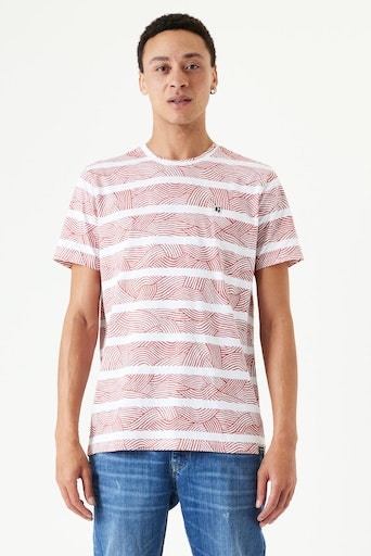 Garcia T-Shirt »AOP stripe«, Logoprägung an der Brust von Garcia