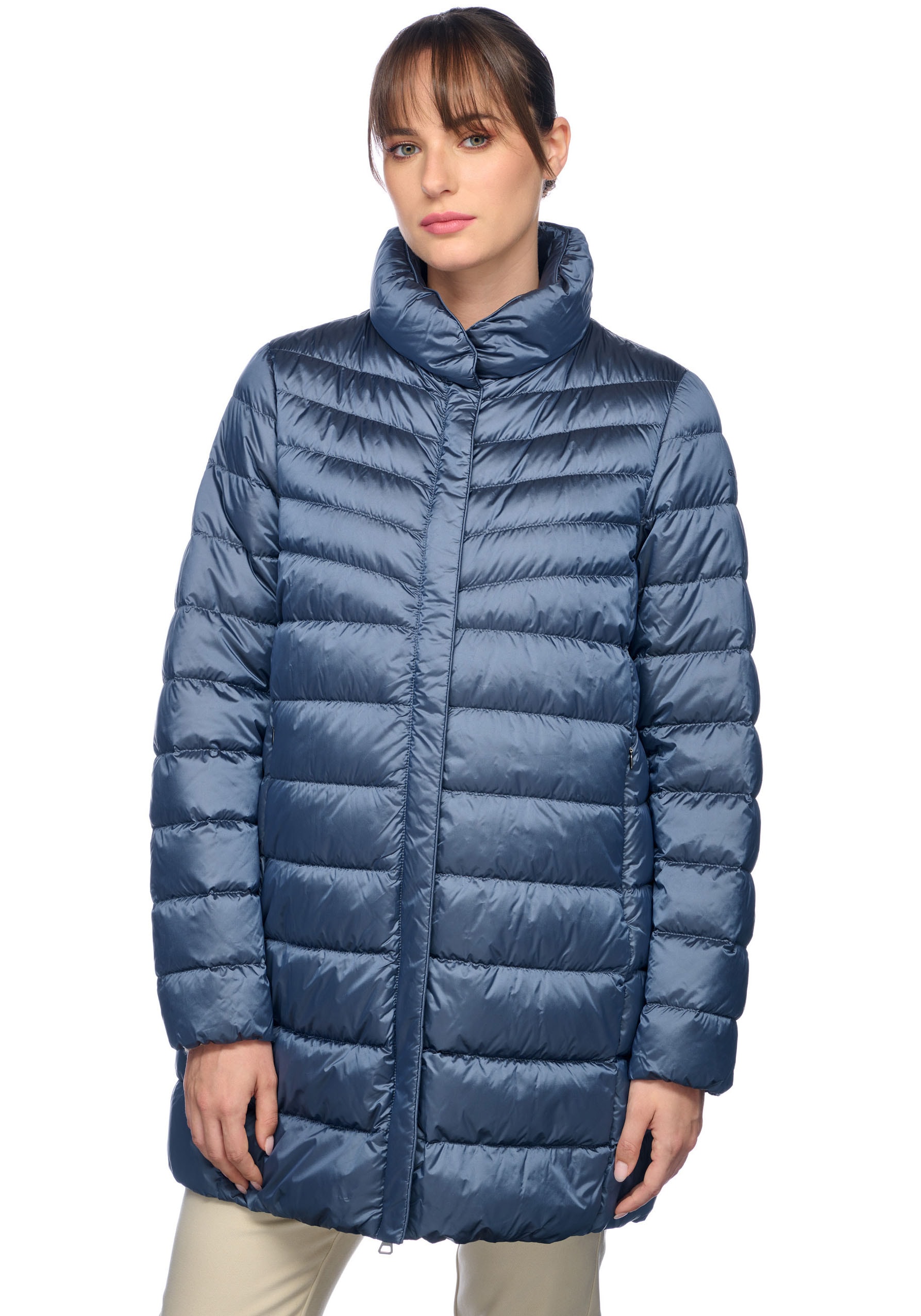 Geox Steppjacke »JAYSEN«, mit 2-Wege-Reissverschluss, Reissverschlusstaschen, Stehkragen Geox Steppjacke »JAYSEN«, mit 2-Wege-Reissverschluss, Reissverschlusstaschen, Stehkragen von Geox