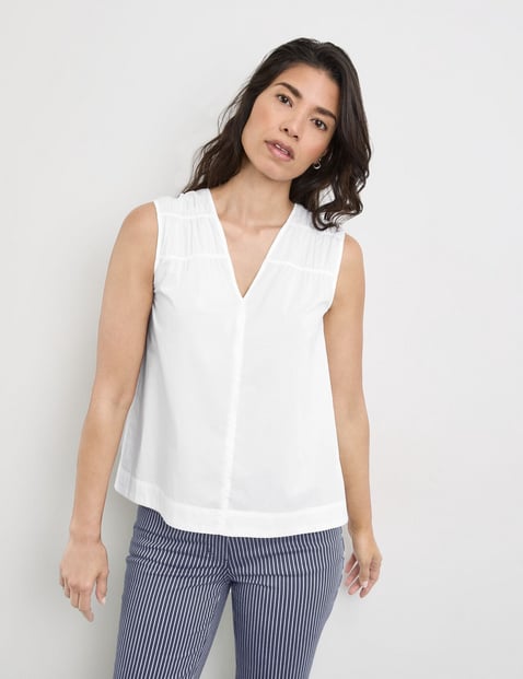 GERRY WEBER Damen Ärmellose Baumwollbluse mit Raffung 62cm V-Ausschnitt Baumwolle Weiss von Gerry Weber