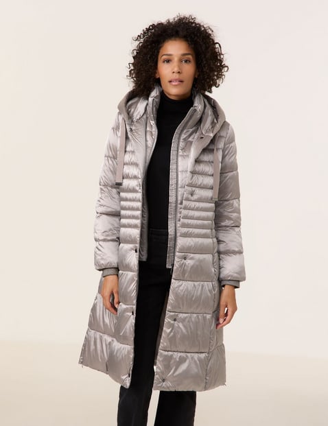 GERRY WEBER Damen Hochwertiger Steppmantel mit Krageninlay 102cm Langarm Kapuze, Grau von Gerry Weber