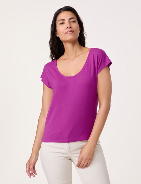 GERRY WEBER Damen Figurumspielendes T-Shirt mit rundem Ausschnitt 60cm Kurzarm Rundhals Viskose Lila von Gerry Weber