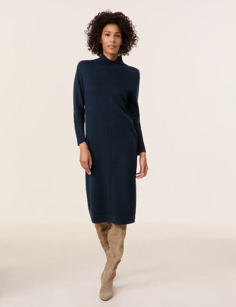 GERRY WEBER Damen Lockeres Strickkleid mit Längsbiese Langarm Turtleneck Polyamid Blau von Gerry Weber