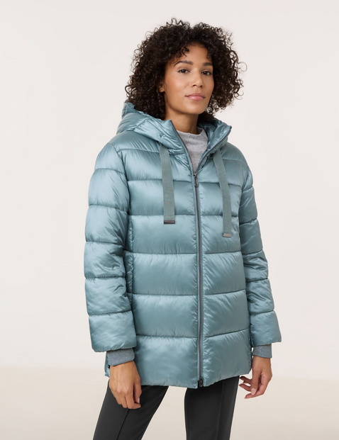 GERRY WEBER Damen Outdoorjacke mit leichtem Glanz 75cm Langarm Kapuze 2-Wege-Reißverschluss, Blau von Gerry Weber