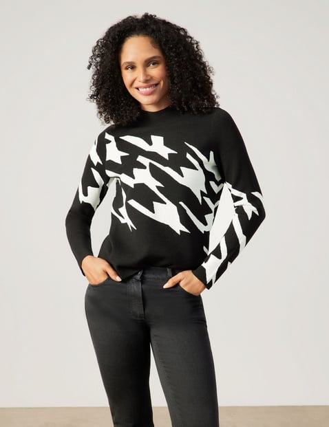 GERRY WEBER Damen Pullover in Jacquard-Strick Langarm Turtleneck Viskose Schwarz gemustert von Gerry Weber