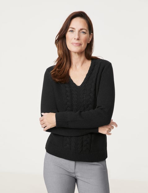 GERRY WEBER Damen Pullover mit Zopfmuster Langarm V-Ausschnitt Schwarz von Gerry Weber