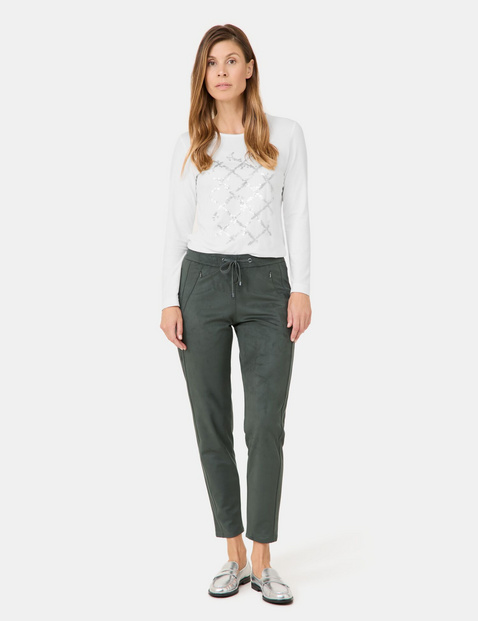 GERRY WEBER Damen Schlupfhose KA꞉JA JOGG PANT in Veloursoptik Mittlere Leibhöhe Grün von Gerry Weber