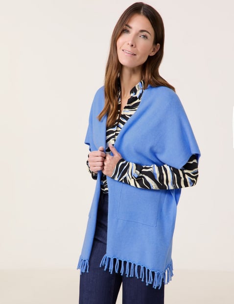 GERRY WEBER Damen Softes Cape mit Fransen 69cm Blau von Gerry Weber