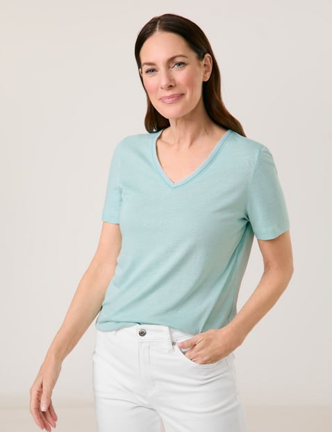 GERRY WEBER Damen T-Shirt aus Viskkose-Leinen-Mischung 62 cm V-Ausschnitt Kurzarm unifarben Blau von Gerry Weber