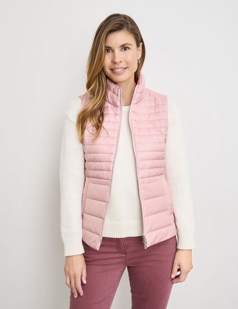 GERRY WEBER Damen Taillierte Steppweste 62cm Ärmellos Stehkragen 2-Wege-Reißverschluss Pink von Gerry Weber