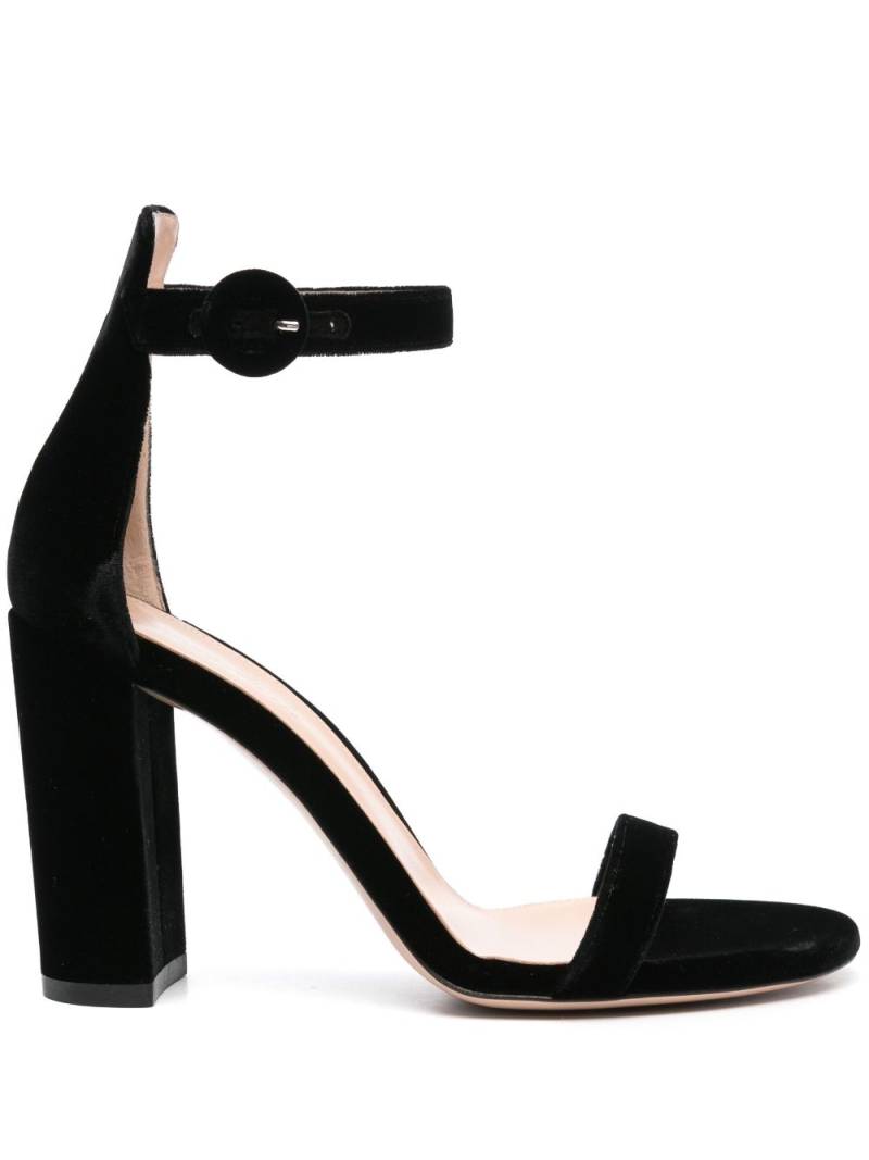 Gianvito Rossi 100mm Gaeta sandals - Black von Gianvito Rossi