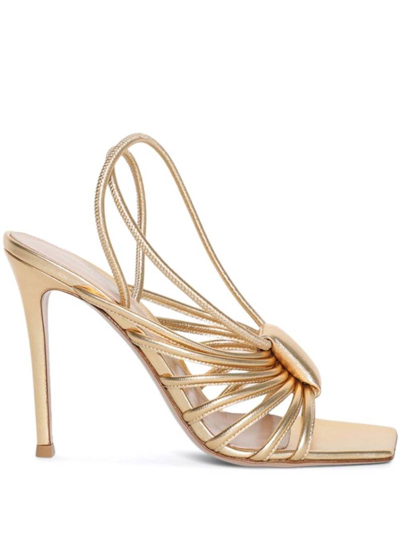 Gianvito Rossi Hellen 105mm strappy sandals - Gold von Gianvito Rossi