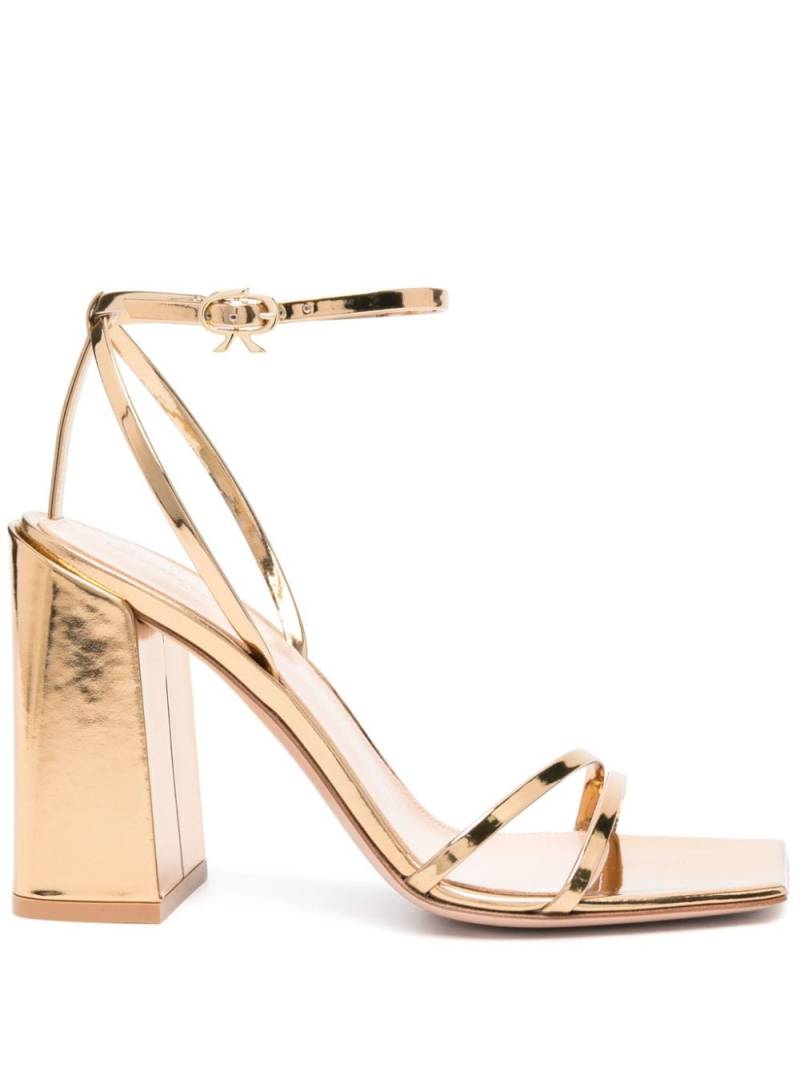 Gianvito Rossi Meko metallic leather sandals - Gold von Gianvito Rossi