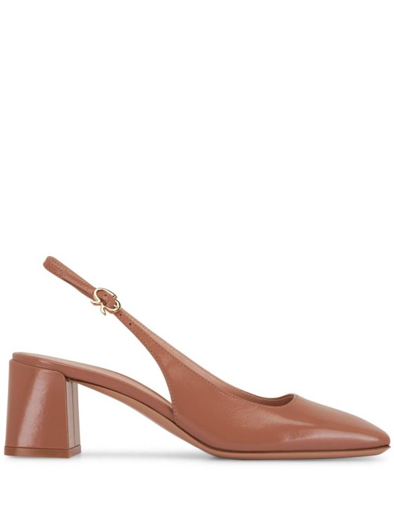 Gianvito Rossi Praline leather pumps - Neutrals von Gianvito Rossi