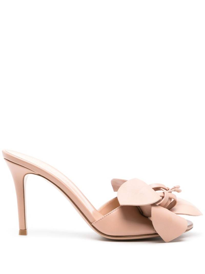 Gianvito Rossi Lucilla 85mm leather mules - Neutrals von Gianvito Rossi