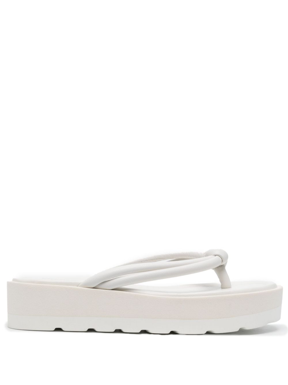 Gianvito Rossi leather platform flip flops - White von Gianvito Rossi