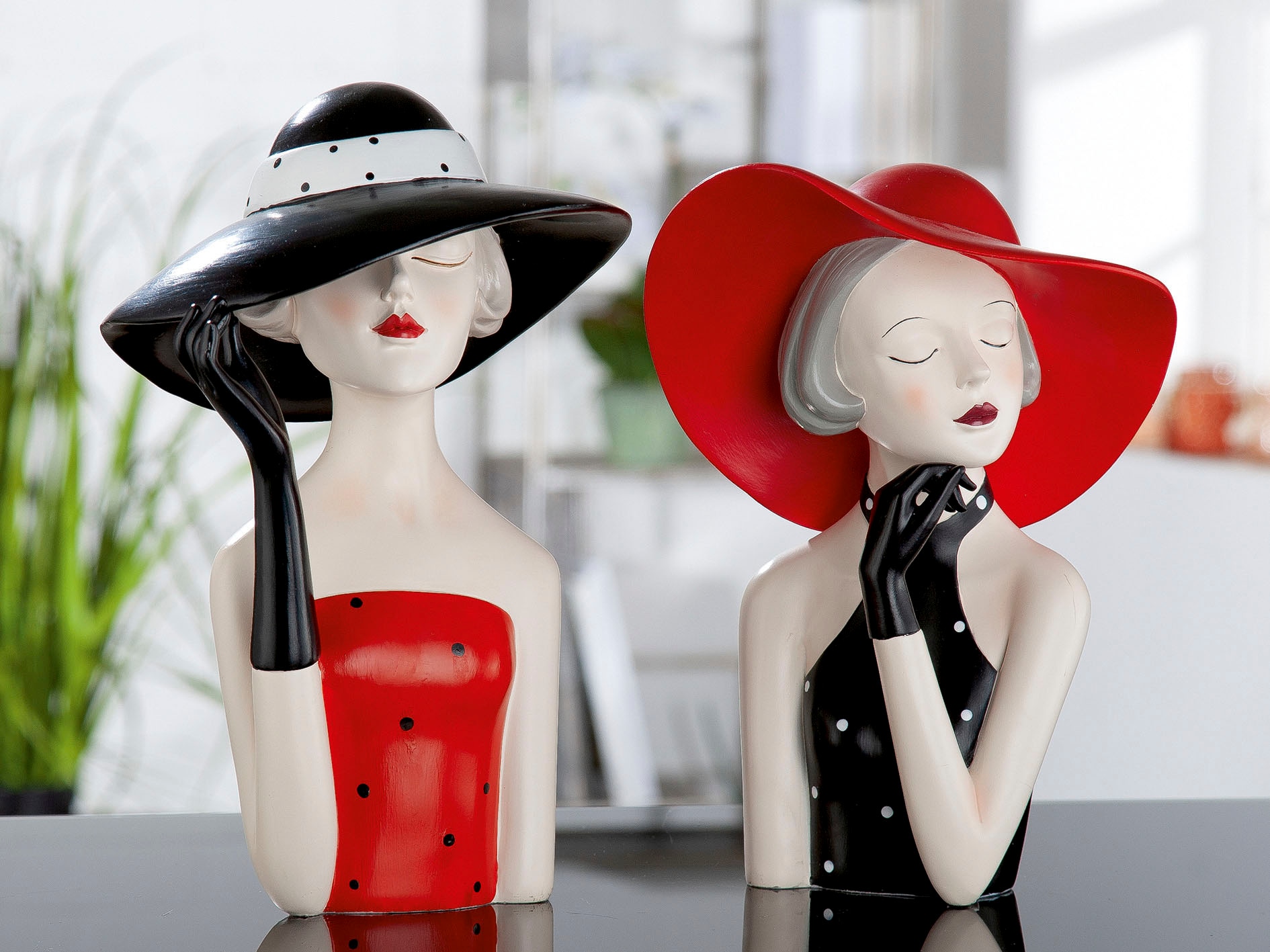 GILDE Dekofigur »Figur Lady mit schwarzem Hut« GILDE Dekofigur »Figur Lady mit schwarzem Hut« von Gilde