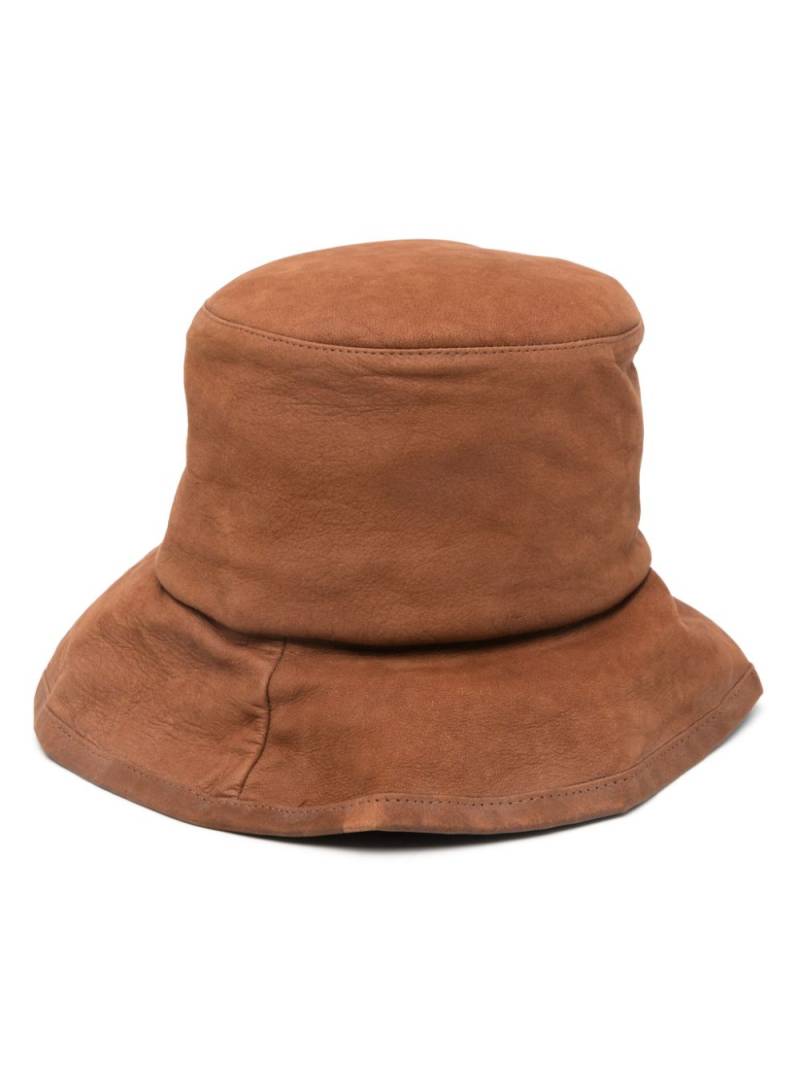 Giorgio Armani Pre-Owned 2010s leather hat - Brown von Giorgio Armani Pre-Owned