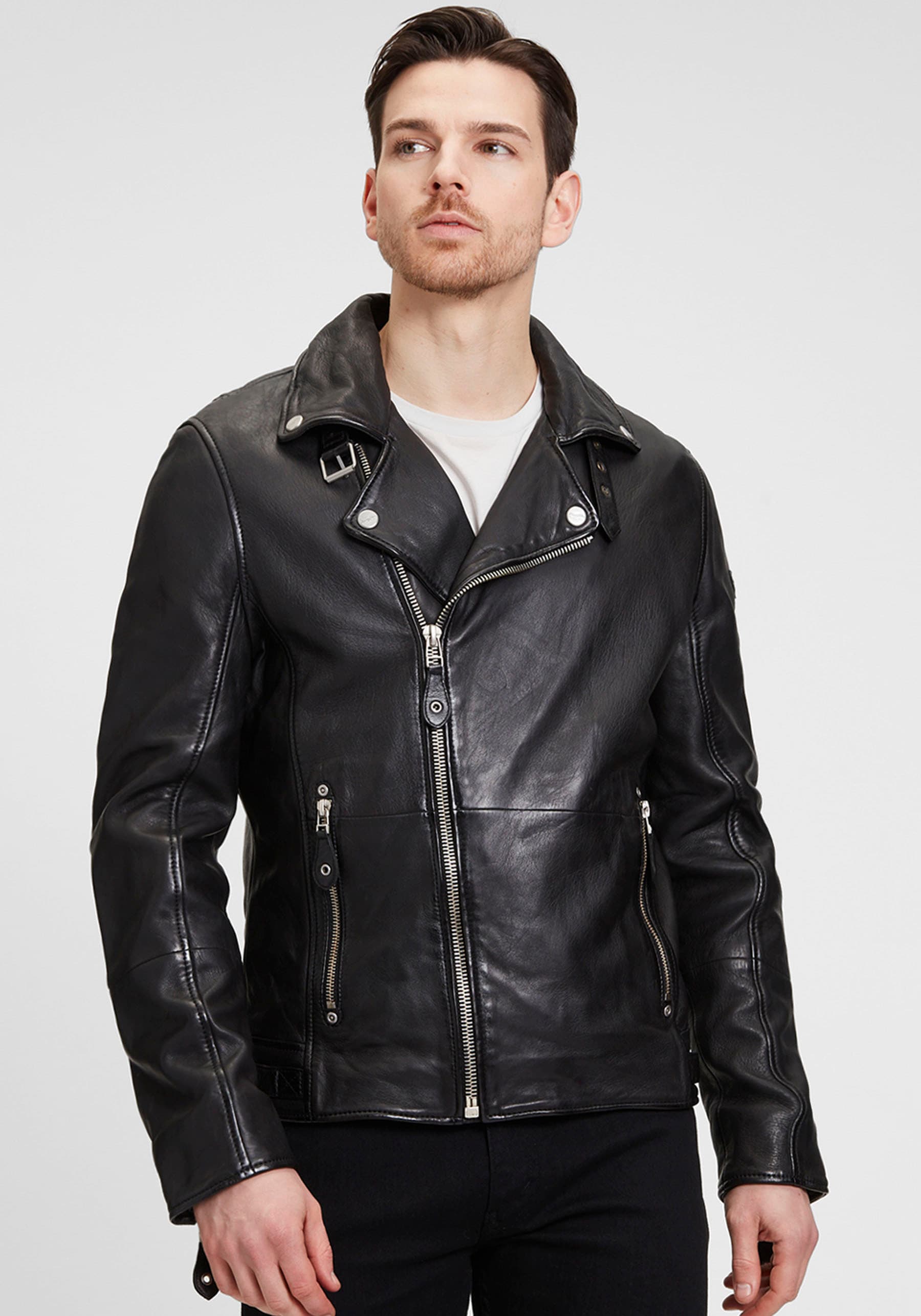 Mauritius Lederjacke »Mavric SF NSLV«, im Biker-Style, asymetrischer Reissverschluss, Nieten Mauritius Lederjacke »Mavric SF NSLV«, im Biker-Style, asymetrischer Reissverschluss, Nieten von Mauritius