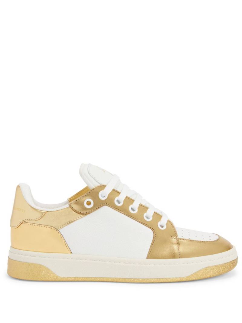 Giuseppe Zanotti GZ94 low-top leather sneakers - White von Giuseppe Zanotti