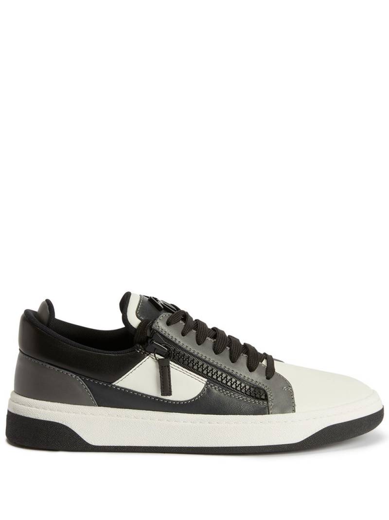 Giuseppe Zanotti GZ94 panelled sneakers - Black von Giuseppe Zanotti