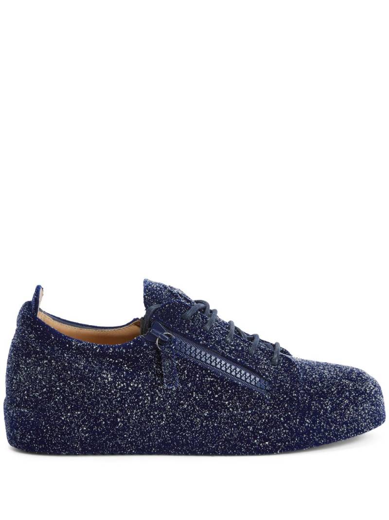 Giuseppe Zanotti glitter-detail low-top sneakers - Blue von Giuseppe Zanotti