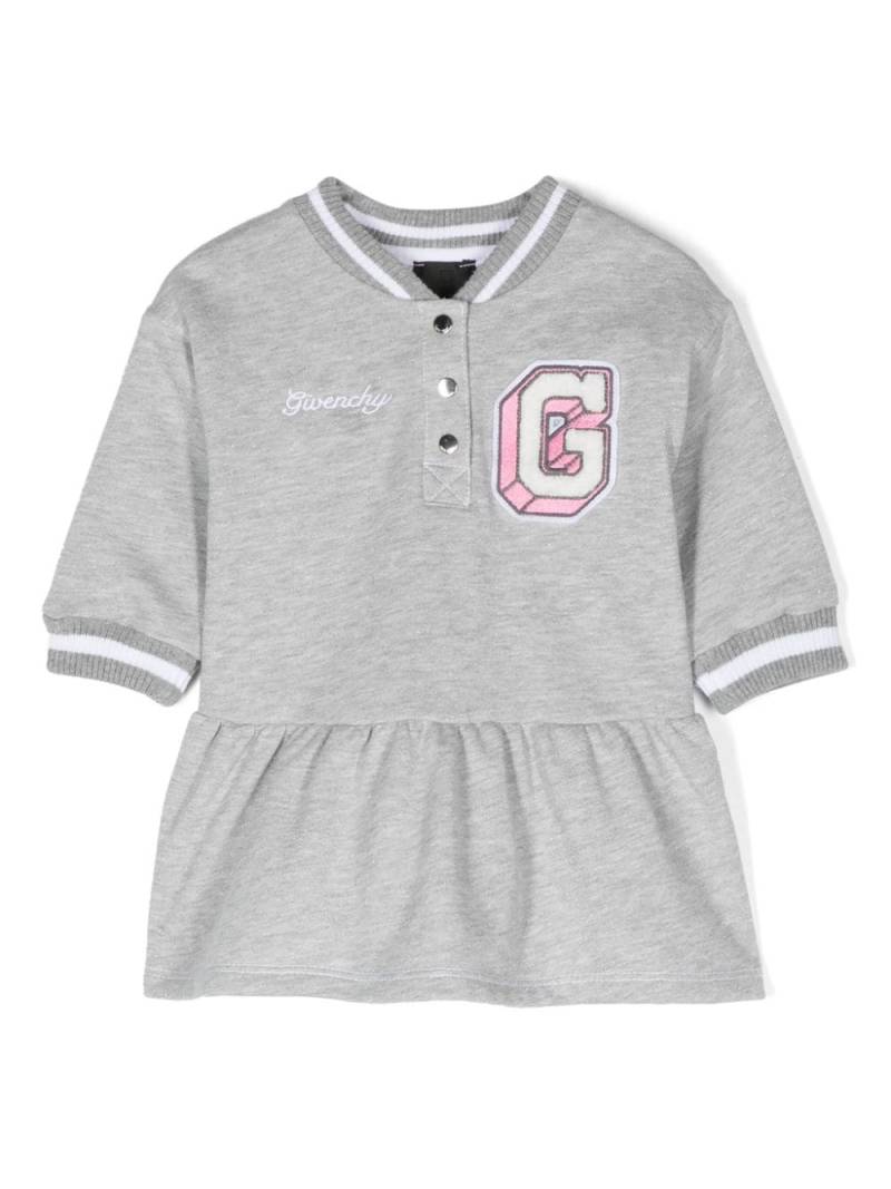 Givenchy Kids logo-patch dress - Grey von Givenchy Kids