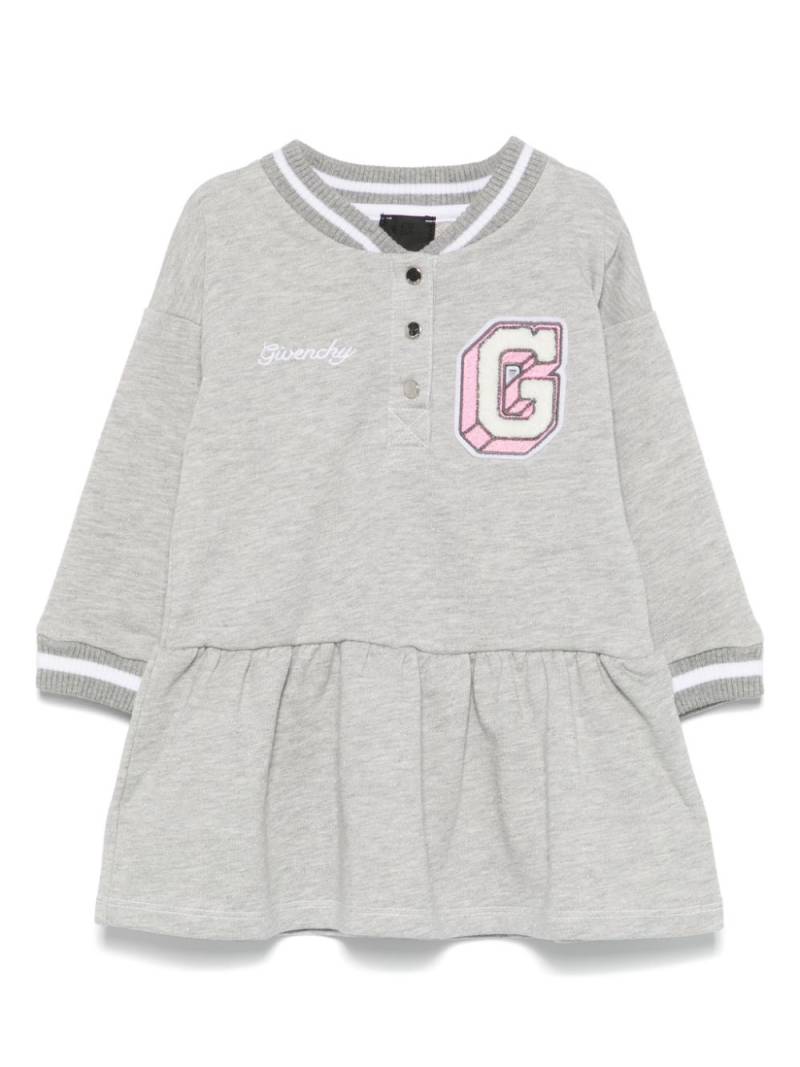 Givenchy Kids logo-patch dress - Grey von Givenchy Kids