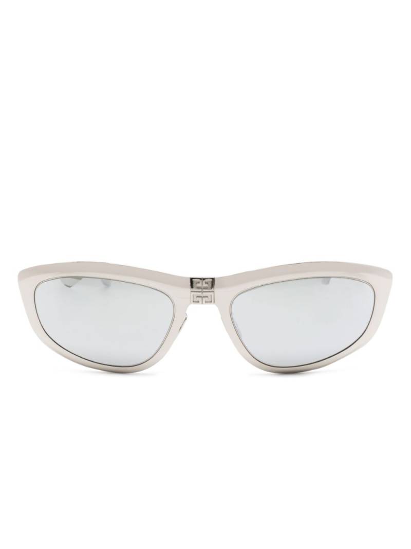 Givenchy 4G Trifold cat-eye sunglasses - Silver von Givenchy