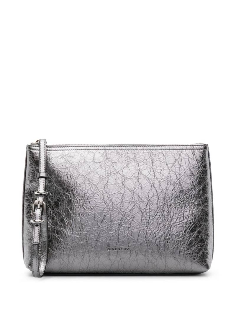 Givenchy Voyou crinkled metallic pouch - Silver von Givenchy