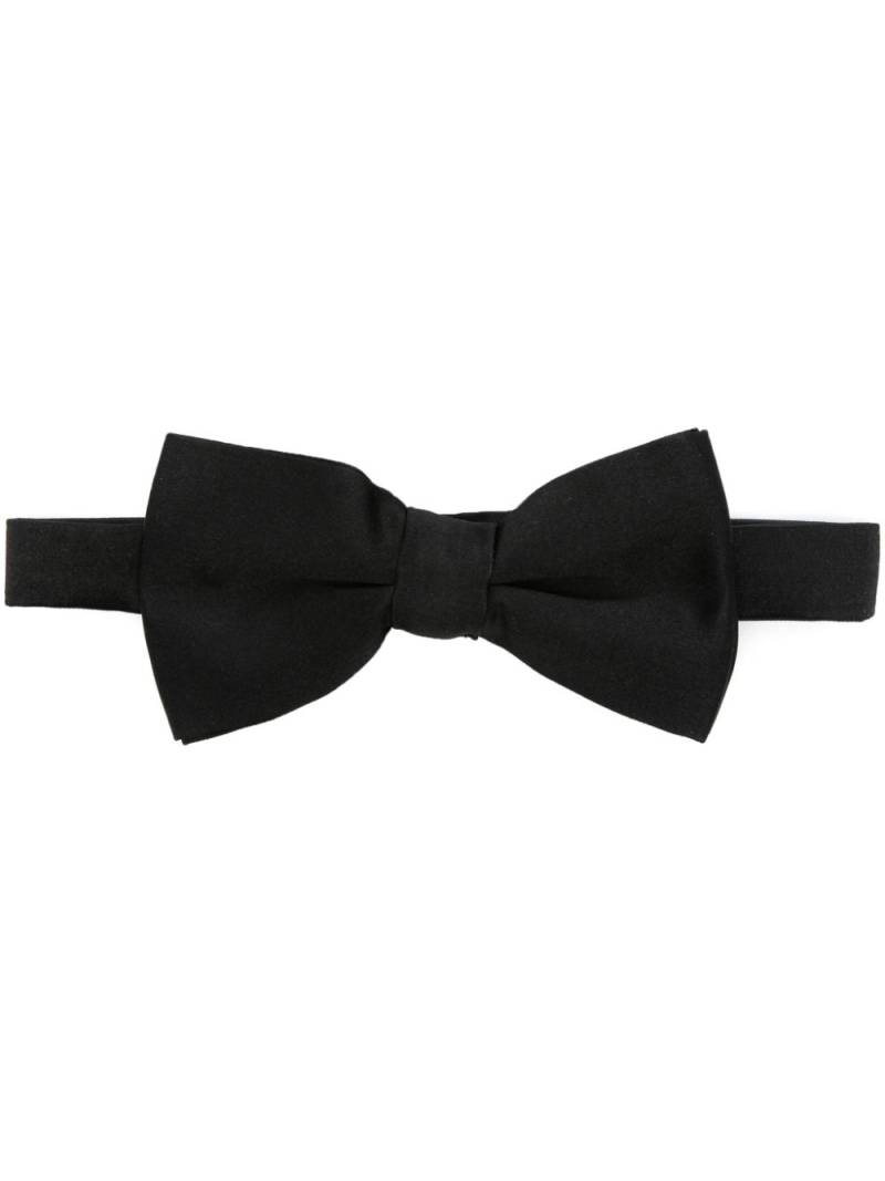 Givenchy silk bow tie - Black von Givenchy