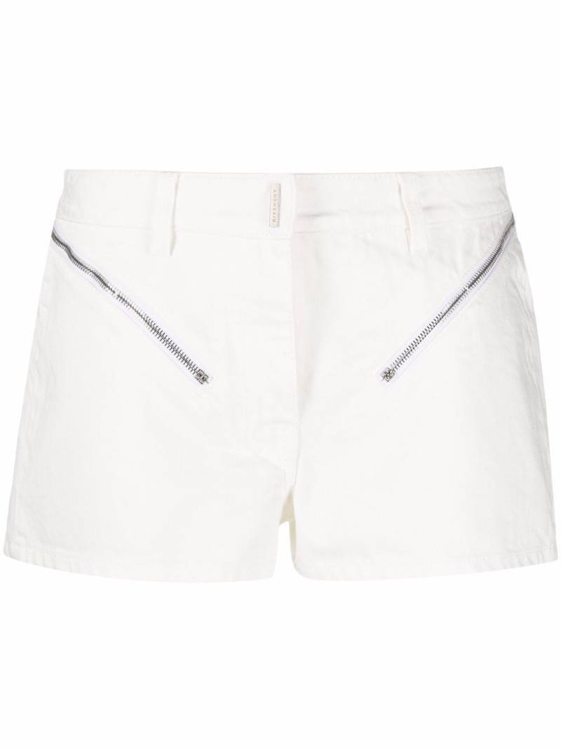 Givenchy zip-pocket mini shorts - White von Givenchy