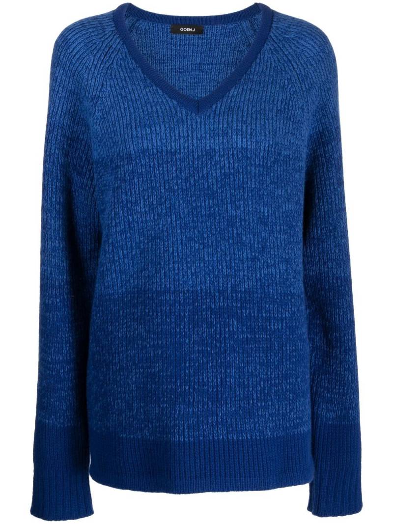 Goen.J V-neck ribbed-knit jumper - Blue von Goen.J