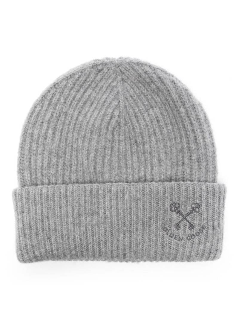 Golden Goose logo-embroidered ribbed beanie - Grey von Golden Goose