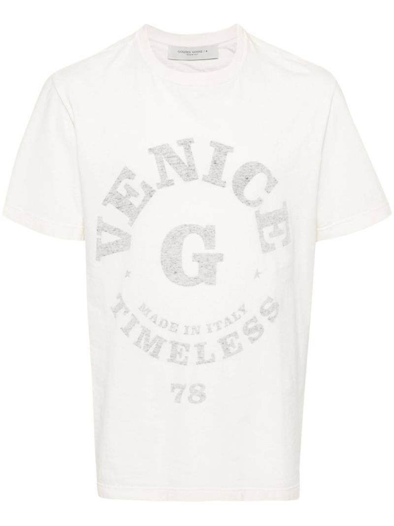 Golden Goose logo-print cotton T-shirt - Neutrals von Golden Goose