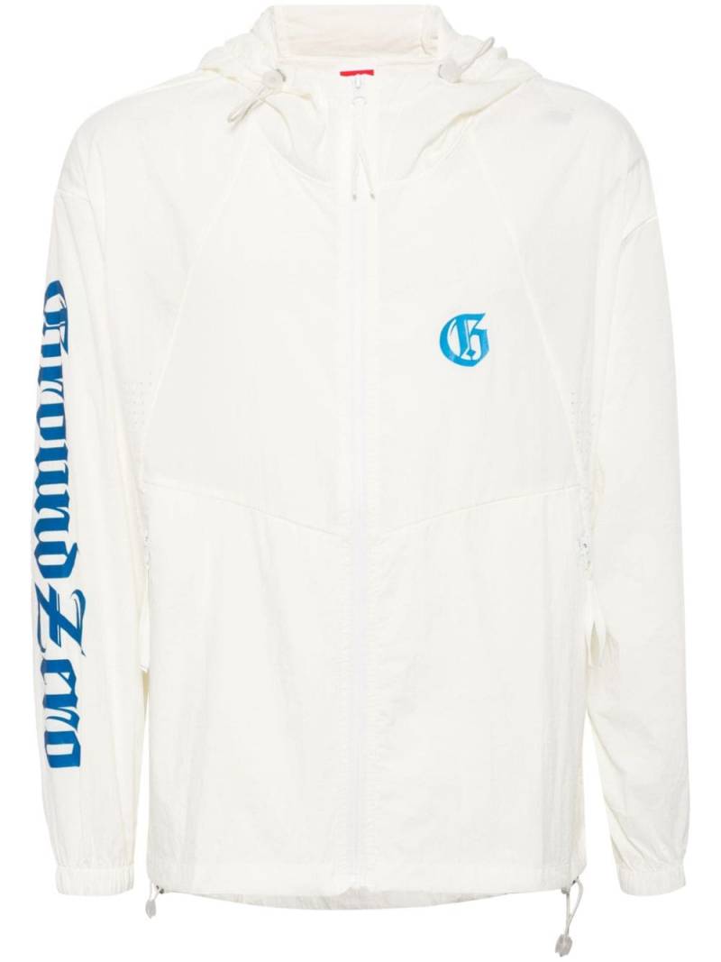 Ground Zero logo-print lightweight jacket - White von Ground Zero