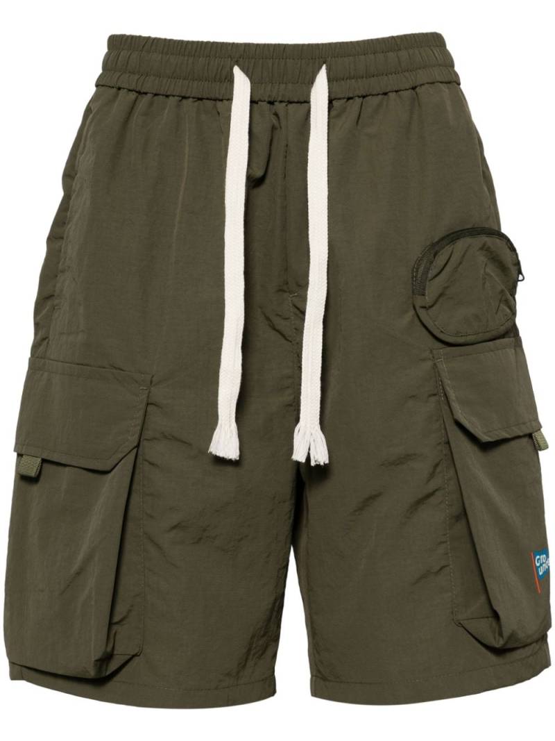 Ground Zero logo-print multiple-pockets cargo shorts - Green von Ground Zero