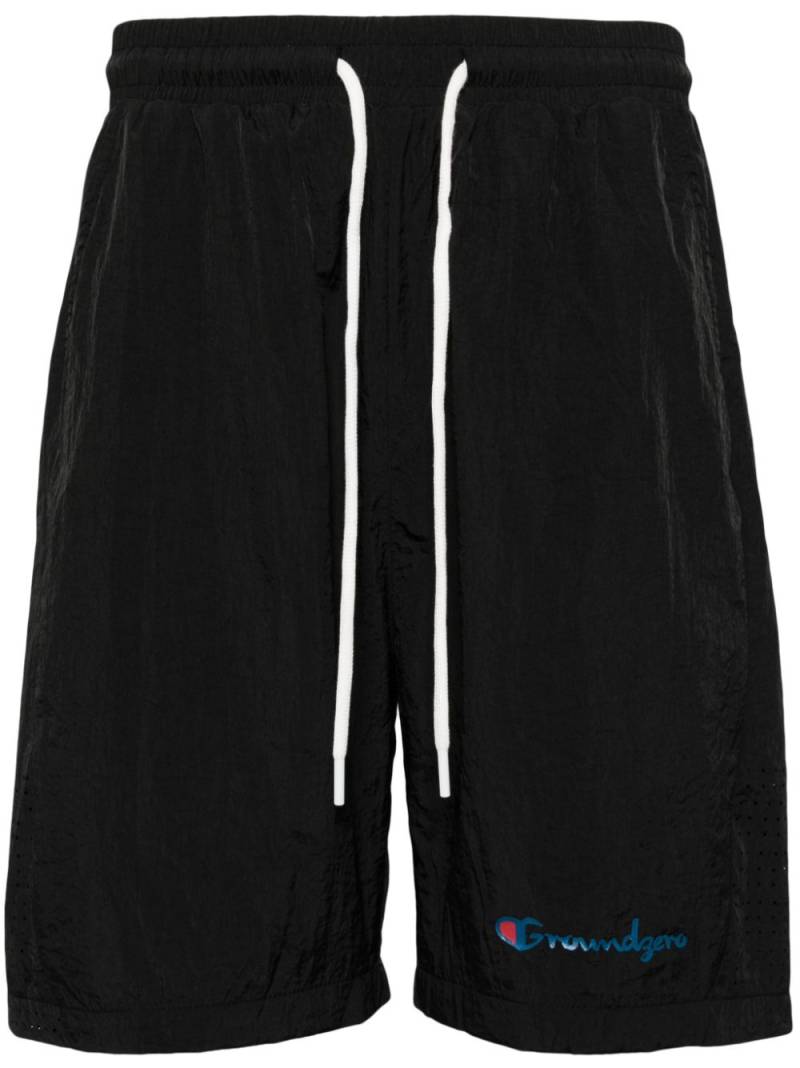 Ground Zero logo print running shorts - Black von Ground Zero