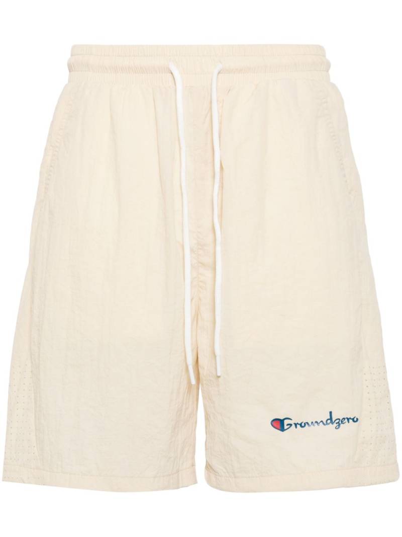 Ground Zero logo-print track shorts - Neutrals von Ground Zero