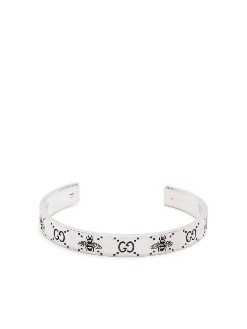 Gucci GG and bee engraved cuff bracelet - Silver von Gucci