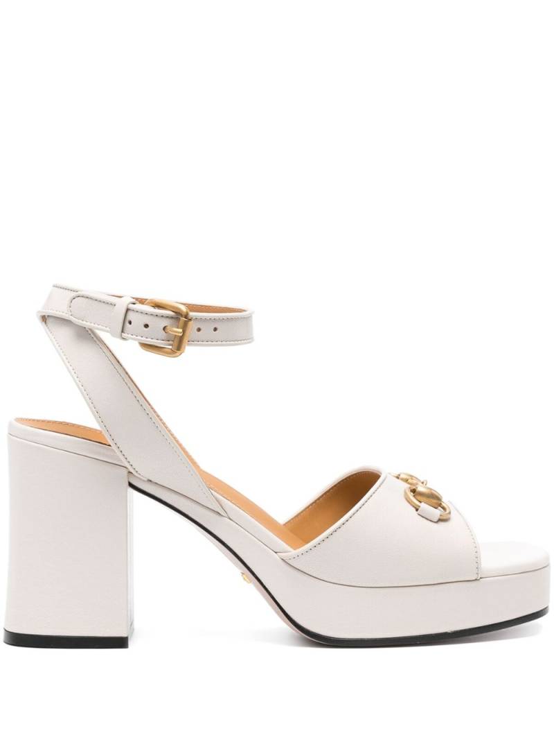 Gucci Horsebit 100mm leather sandals - Neutrals von Gucci