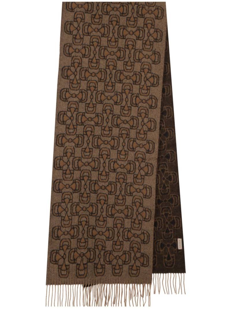 Gucci geometric-pattern cashmere scarf - Brown von Gucci