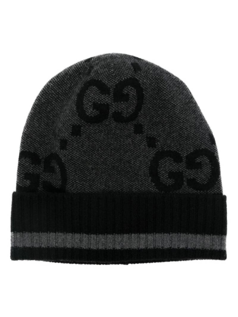 Gucci intarsia-knit logo beanie - Grey von Gucci