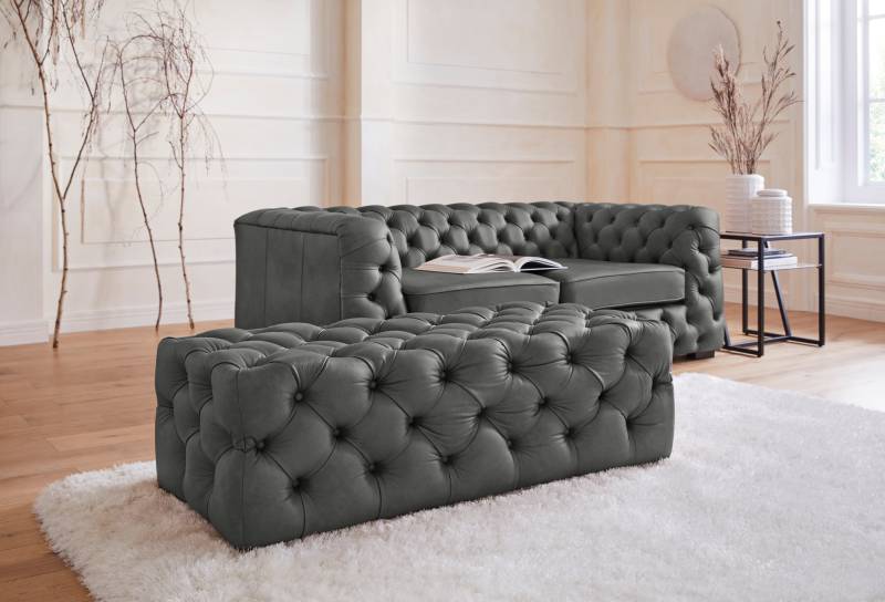 Guido Maria Kretschmer Home&Living Polsterhocker »Kalina«, mit klassischer Chesterfield-Knopfheftung von Guido Maria Kretschmer Home&Living