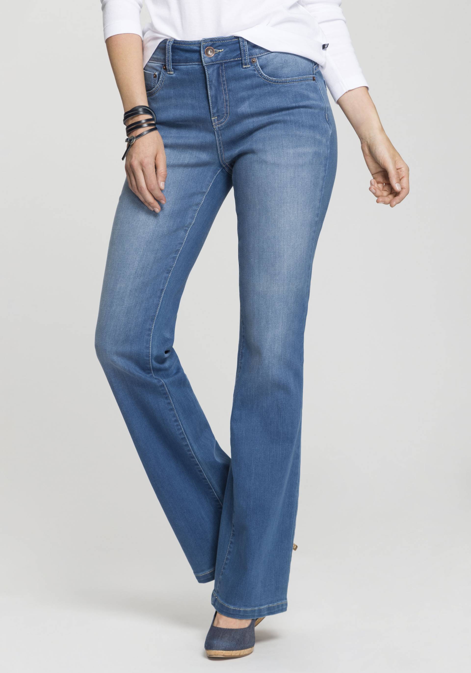 H.I.S Bootcut-Jeans »High-Waist«, hohe Taille, Bootcut, mit Used-Effekten, auch in Langgrössen von H.I.S