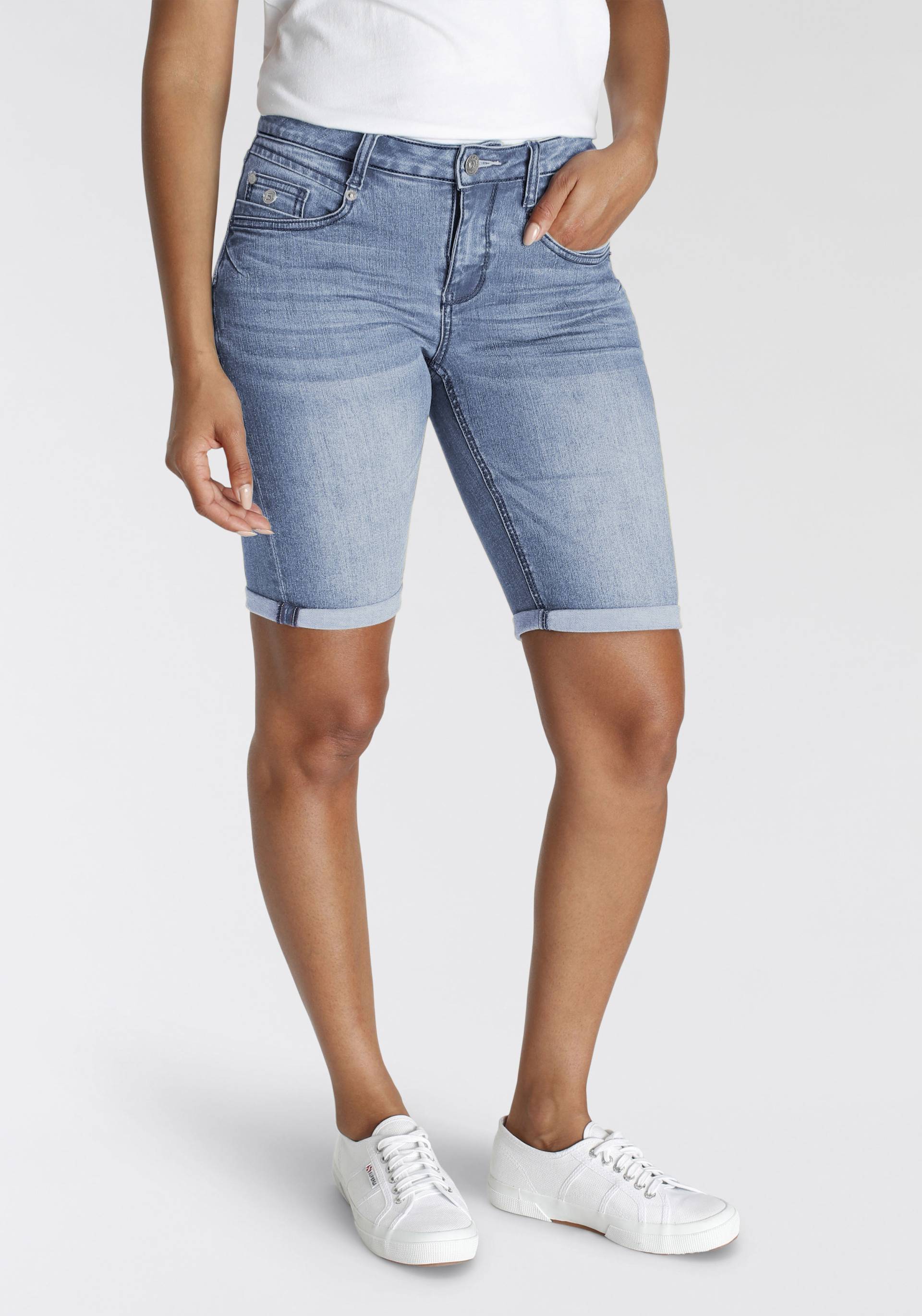 H.I.S Jeansshorts »duffyHS«, schmale Beinform, krempelbare Beinabschlüsse, normale Leibhöhe H.I.S Jeansshorts »duffyHS«, schmale Beinform, krempelbare Beinabschlüsse, normale Leibhöhe von H.I.S