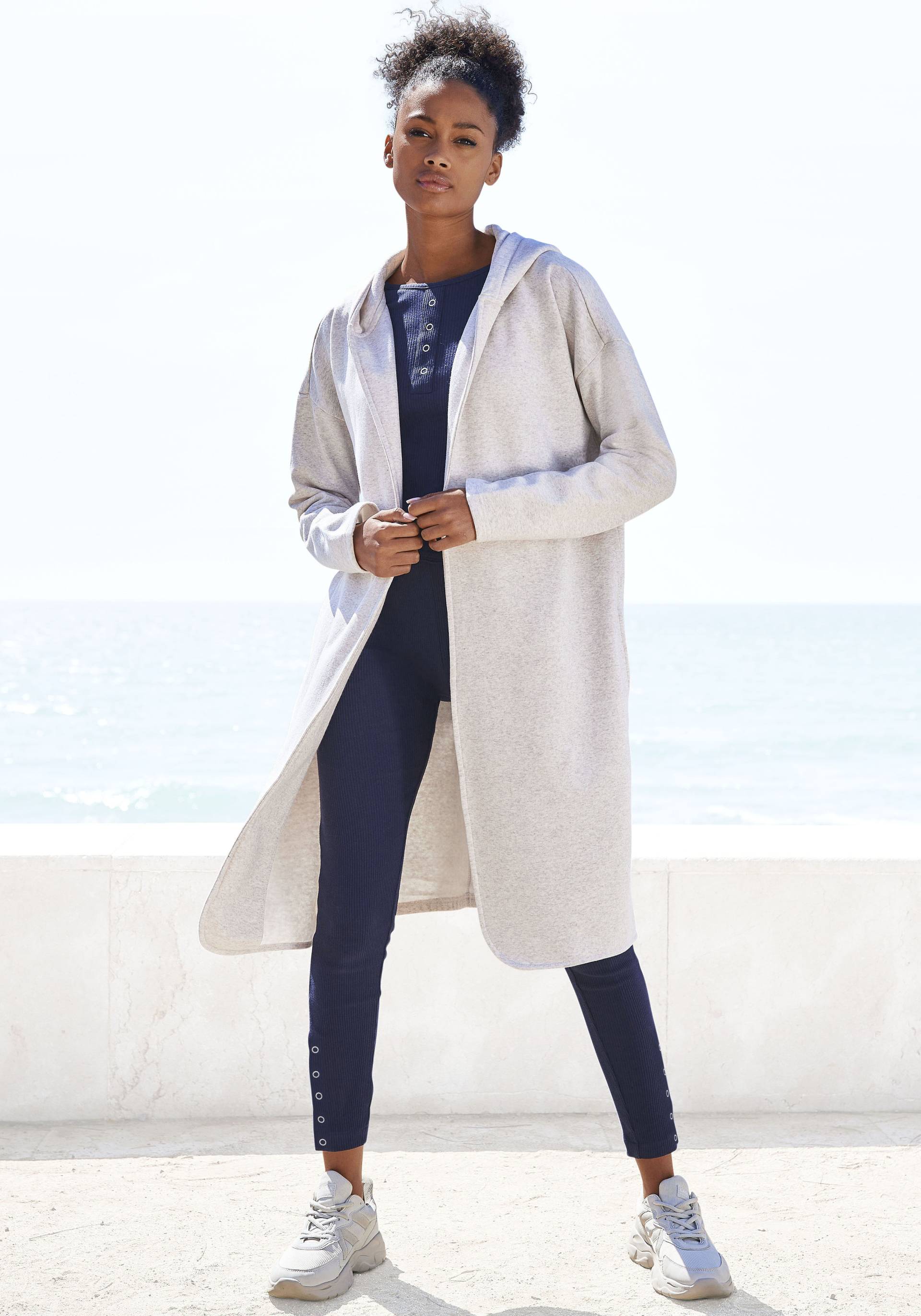 H.I.S Kapuzensweatjacke, mit lockerem Schnitt, Loungeanzug H.I.S Kapuzensweatjacke, mit lockerem Schnitt, Loungeanzug von H.I.S