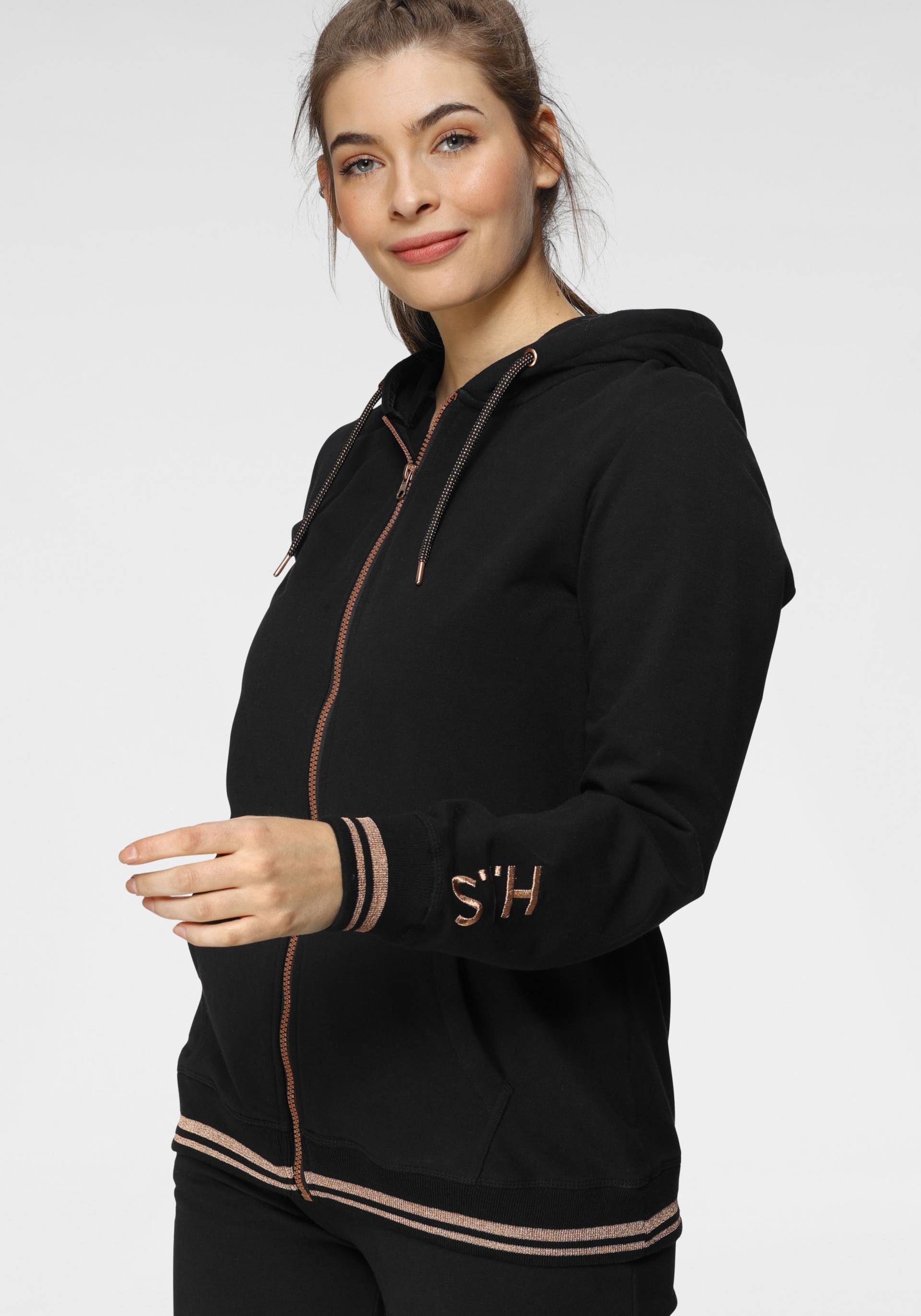 H.I.S Kapuzensweatjacke, mit metallisch glänzenden Details; Grosse Grösse H.I.S Kapuzensweatjacke, mit metallisch glänzenden Details; Grosse Grösse von H.I.S