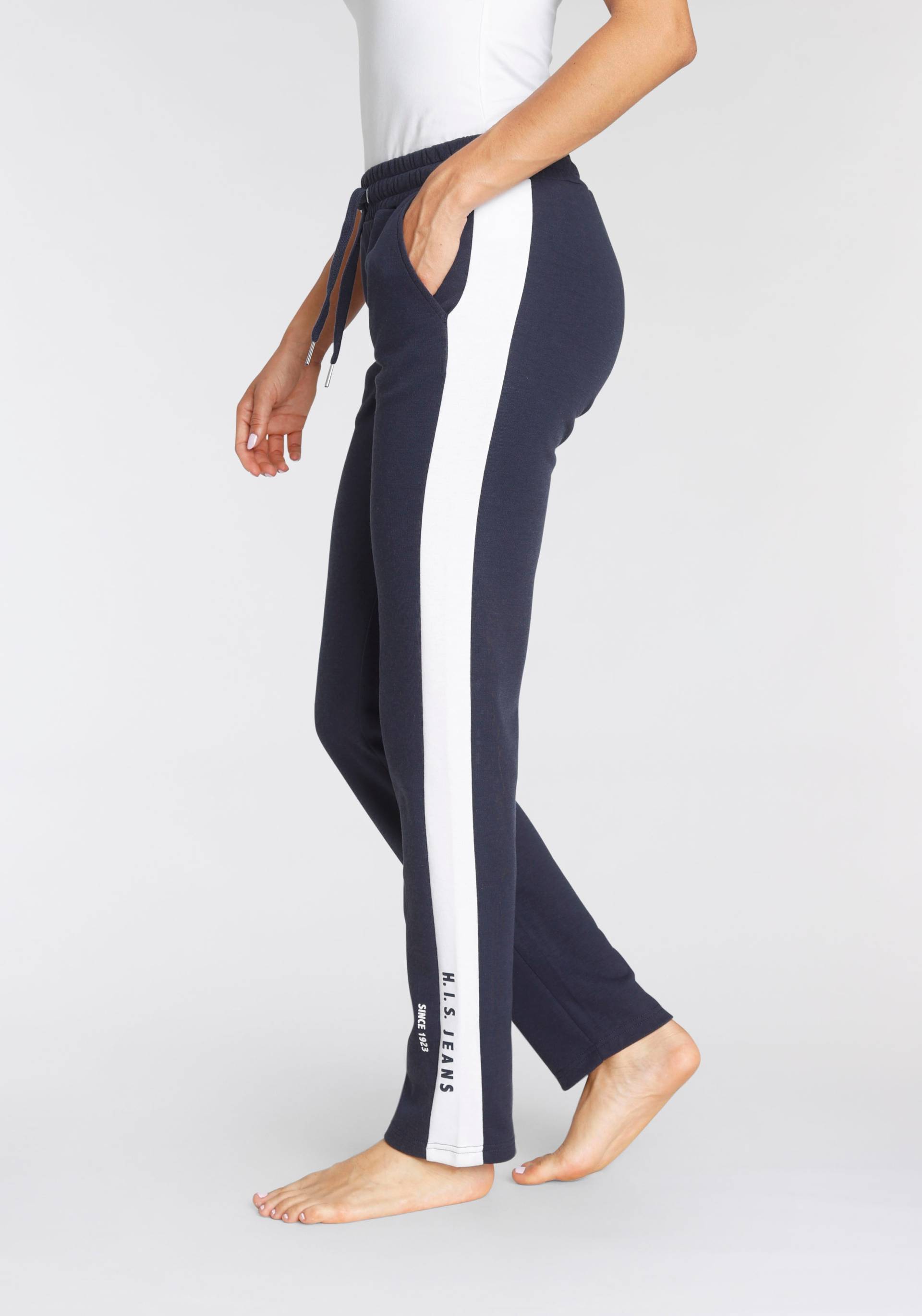 H.I.S Relaxhose, mit weissem Seitenstreifen und Logodruck, Loungeanzug H.I.S Relaxhose, mit weissem Seitenstreifen und Logodruck, Loungeanzug von H.I.S