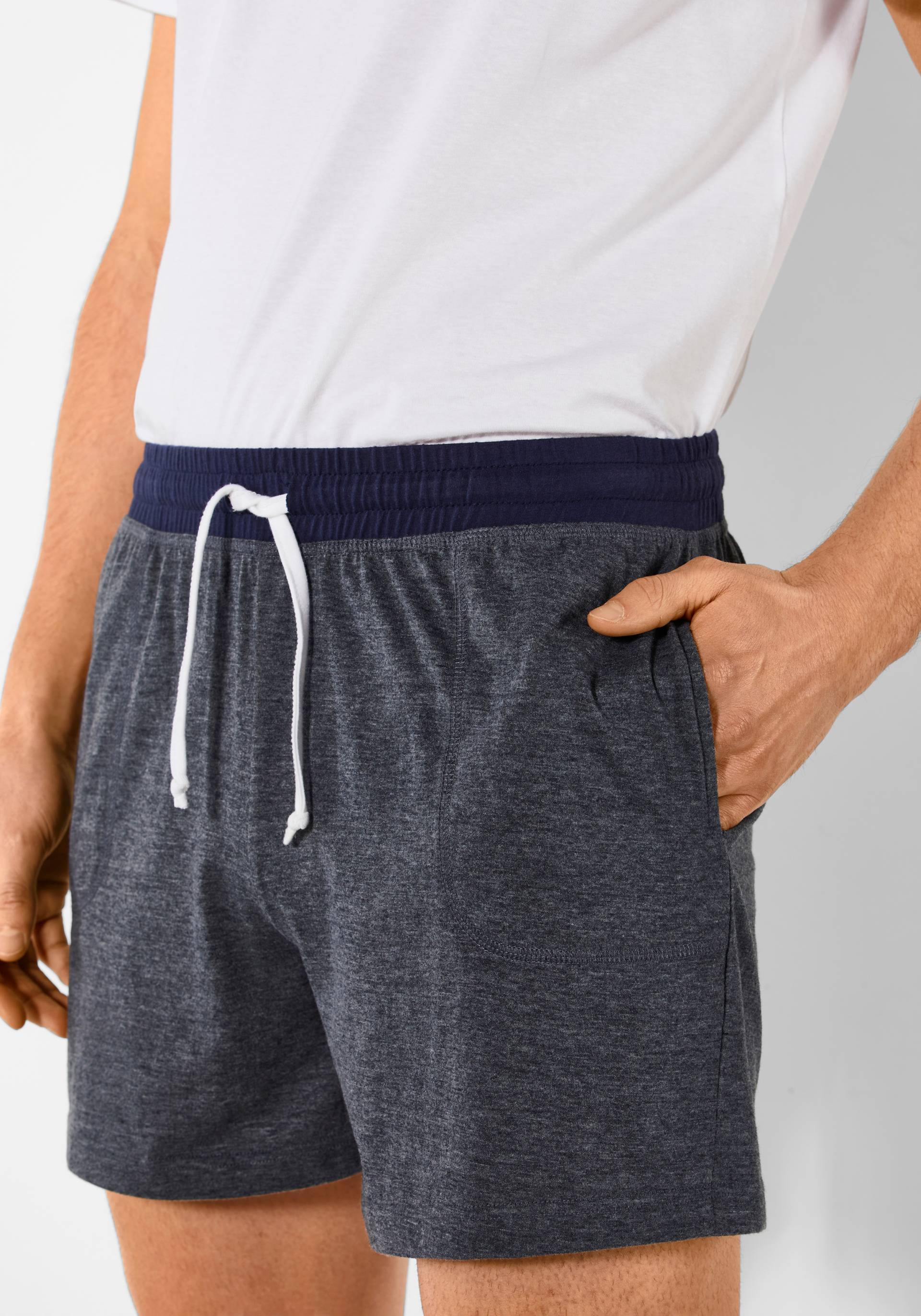H.I.S Schlafshorts, mit kontrastfarbigem Bund H.I.S Schlafshorts, mit kontrastfarbigem Bund von H.I.S