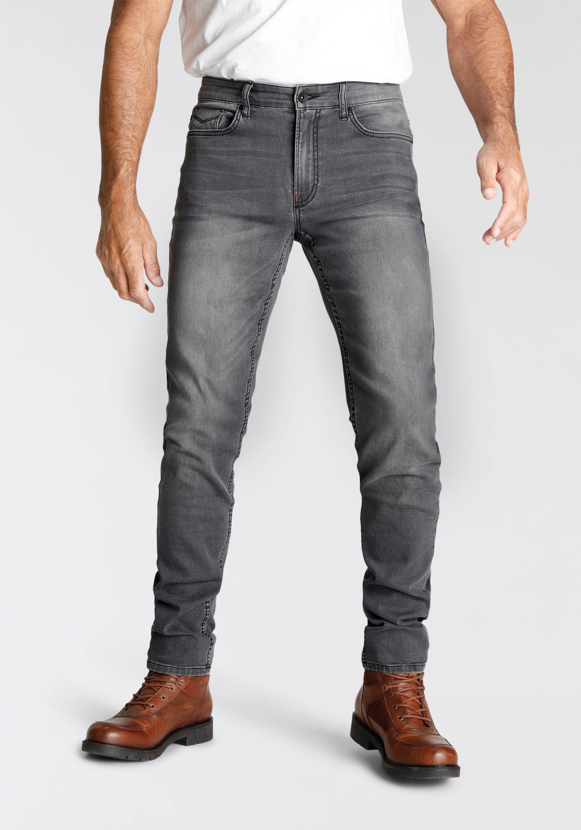 H.I.S Slim-fit-Jeans »FLUSH«, schmale Beinform, mit Used-Effekten, niedrige Leibhöhe von H.I.S